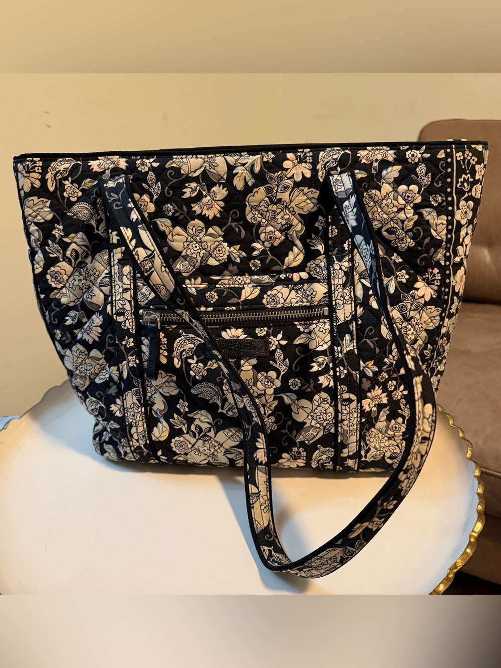 Vera Bradley Holland Garden Small Vera Tote Black White Floral EUC